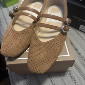 Dolce Vita Aretha Mary Jane Flat size 9.5 Pecan suede